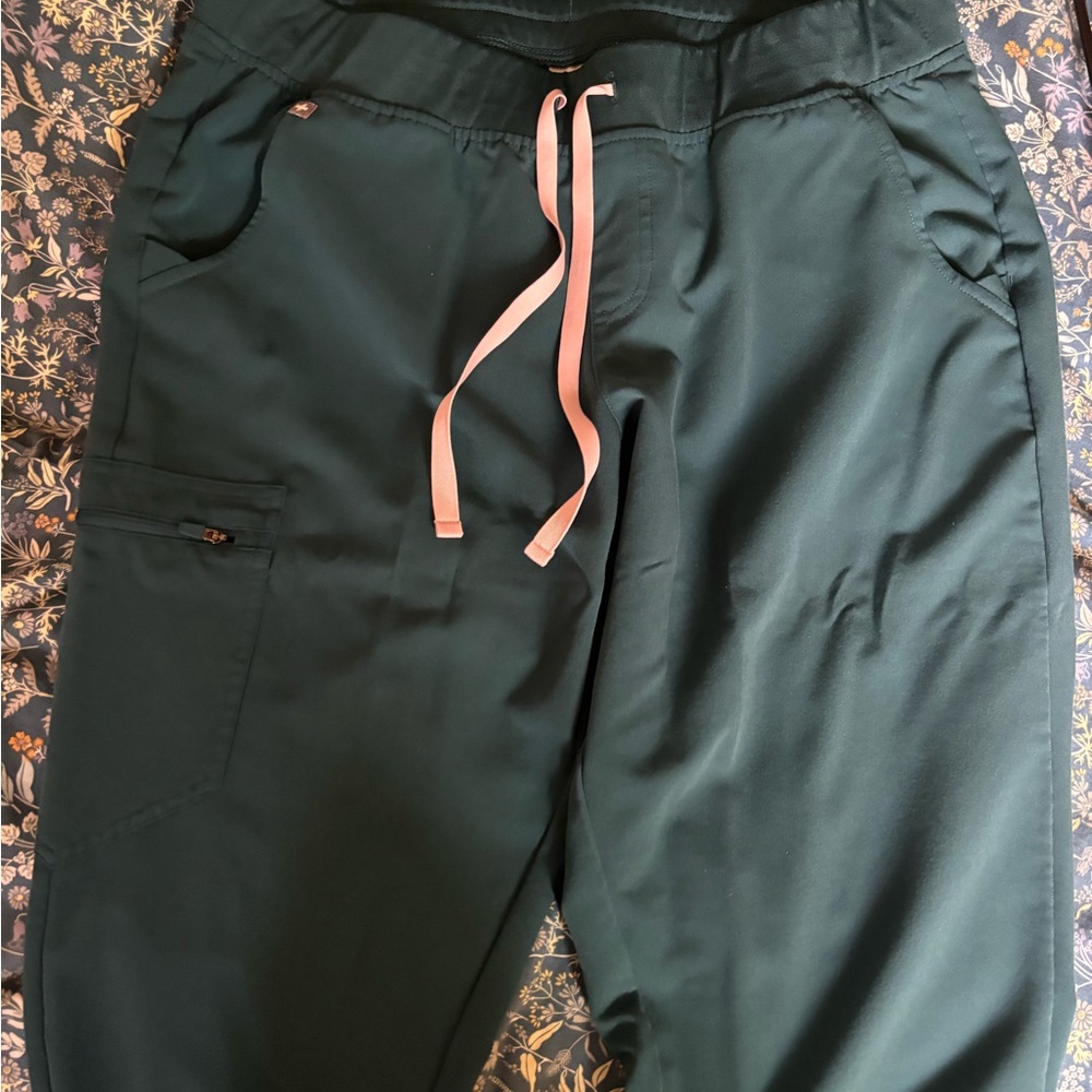 Figs Women's Pants in Teal - Picture 2 of 3